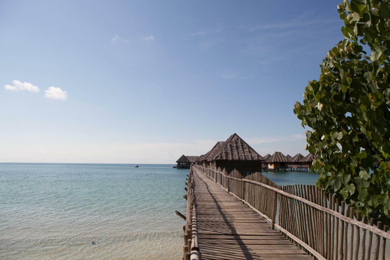 Telunas Beach Resort Sugi ภายนอก รูปภาพ