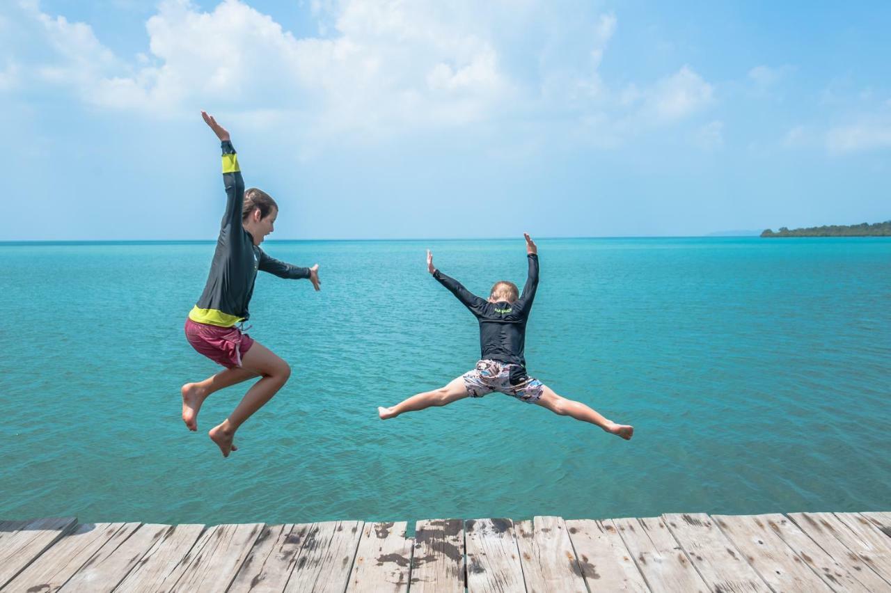 Telunas Beach Resort Sugi ภายนอก รูปภาพ