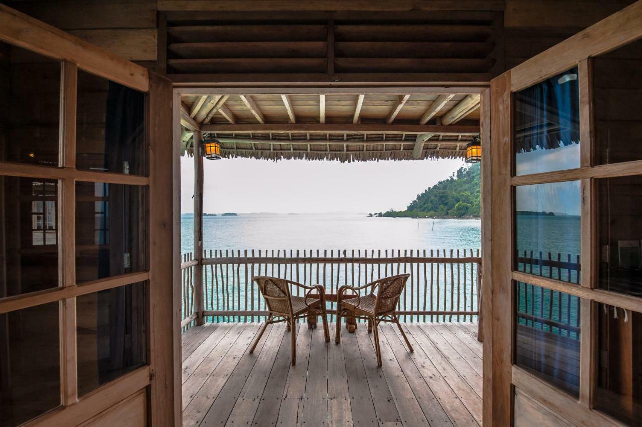 Telunas Beach Resort Sugi ภายนอก รูปภาพ