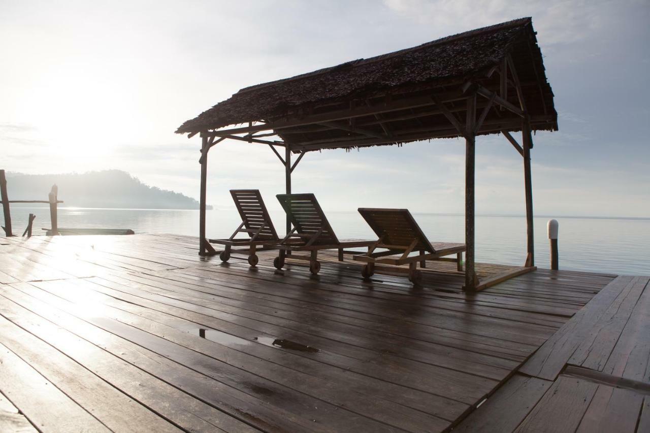 Telunas Beach Resort Sugi ภายนอก รูปภาพ